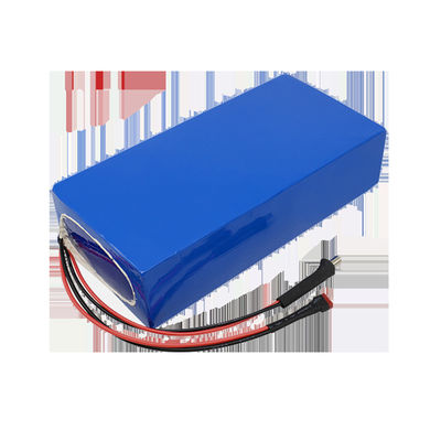 सोलर स्ट्रीट लाइट के लिए 12V 65Ah LifePO4 रिचार्जेबल वाटरप्रूफ केस स्टोरेज लिथियम सोलर बैटरी